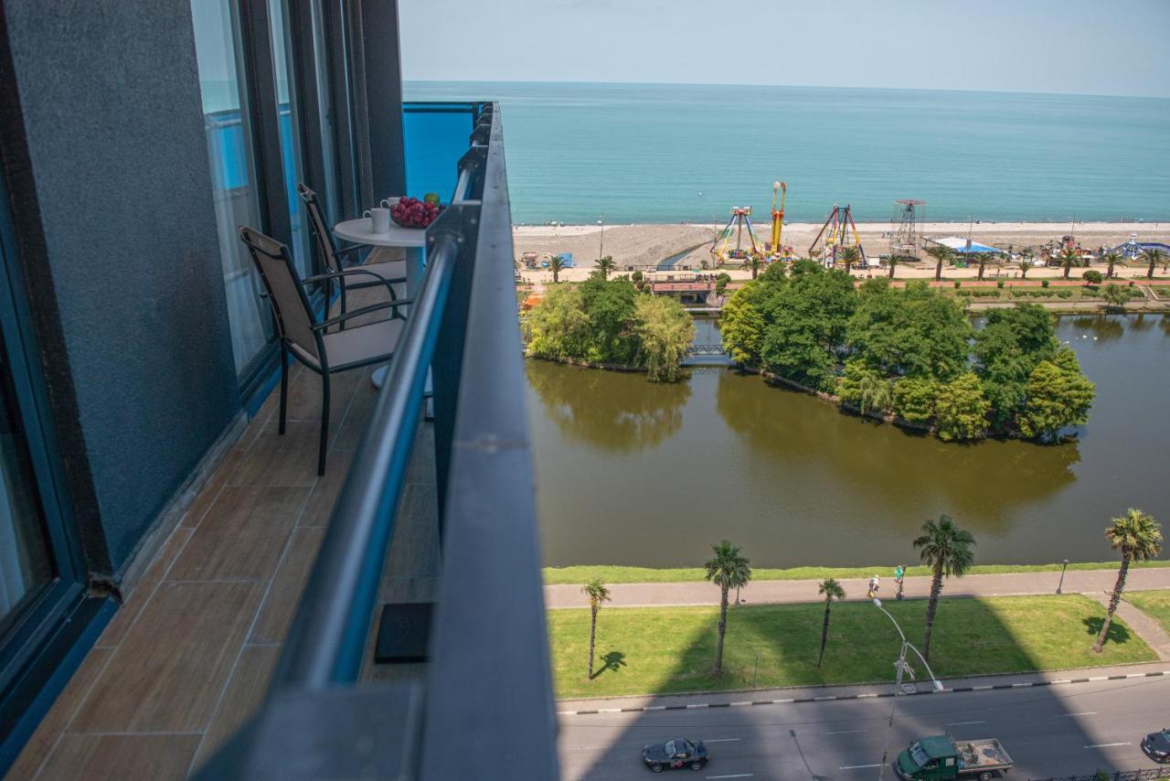 Orbi City Aparthotel Batum Dış mekan fotoğraf