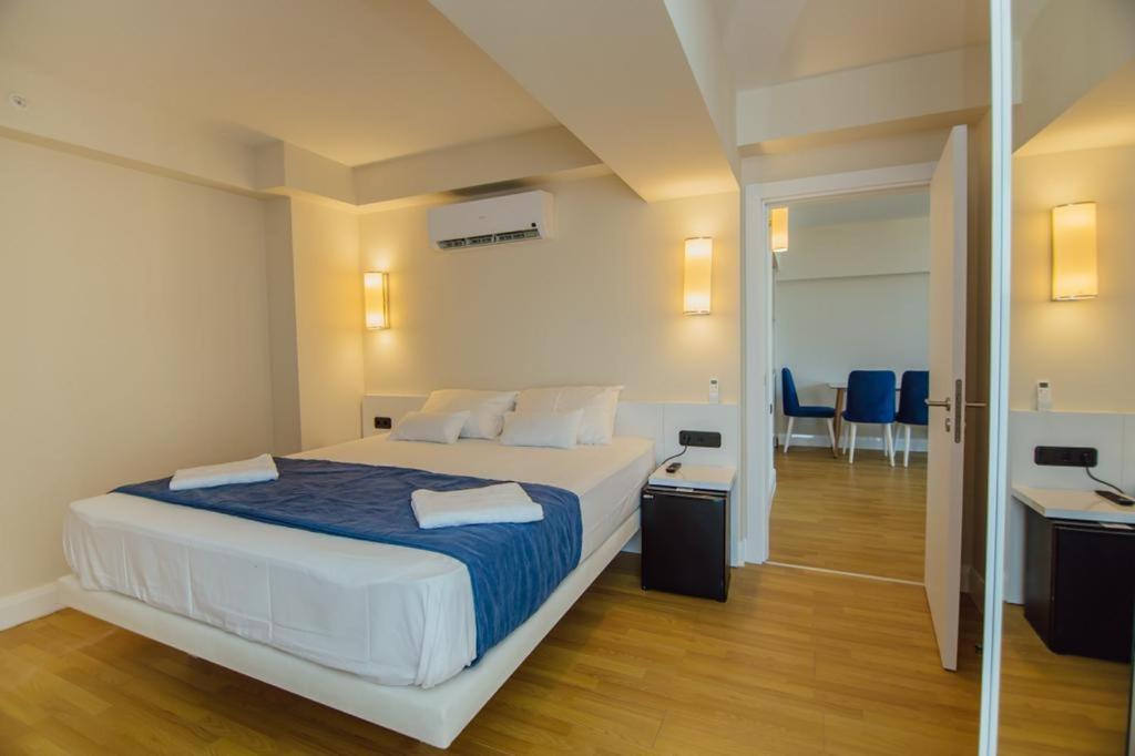 Orbi City Aparthotel Batum Dış mekan fotoğraf